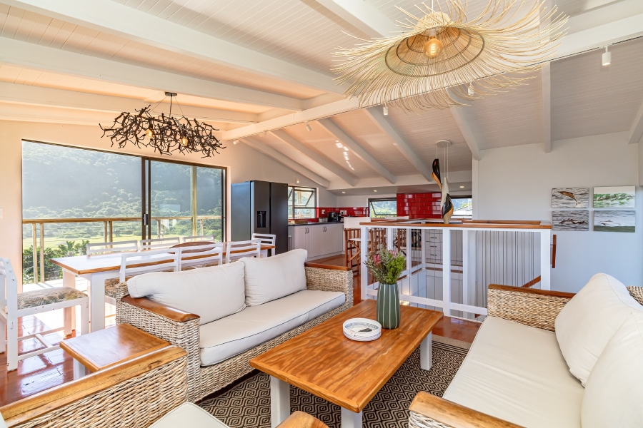 4 Bedroom Property for Sale in Keurboomstrand Western Cape